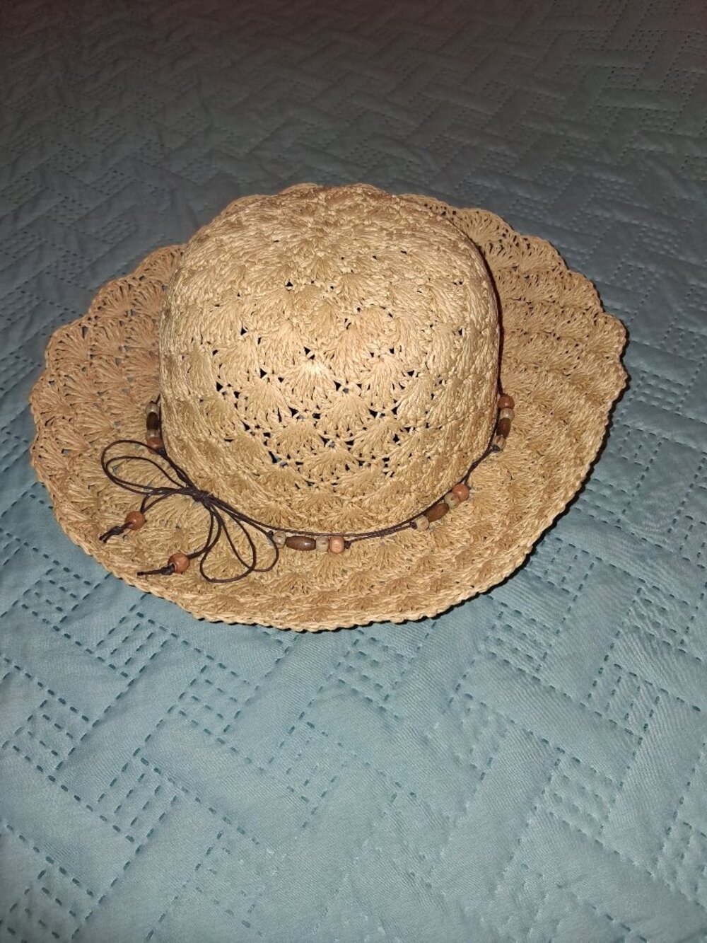 Never worn Hat - Picture 5 of 6